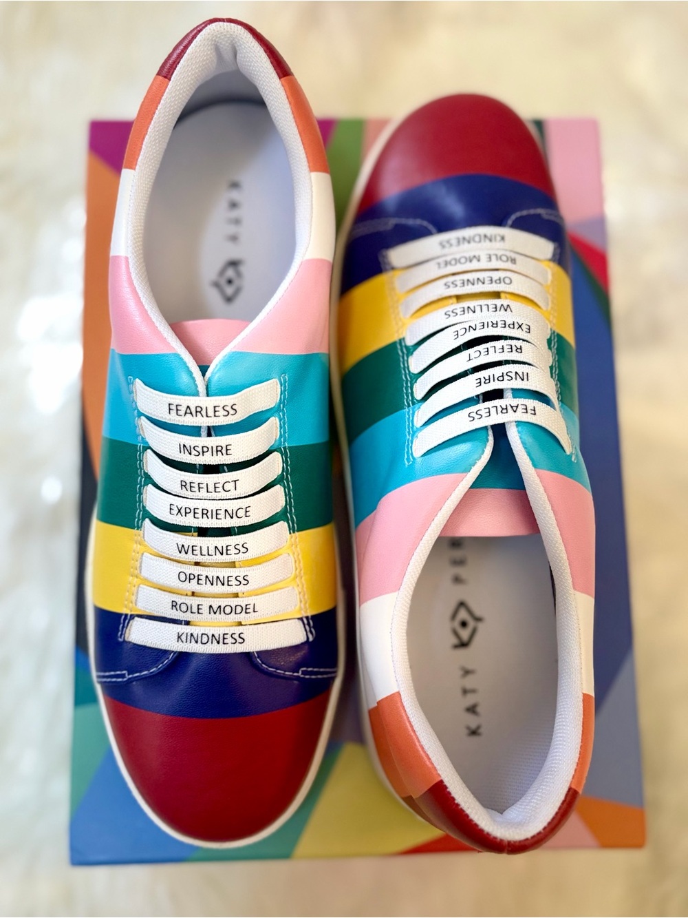 Colorblock Inspiring Lace-Up Sneakers - Multicolor - Picture 5 of 6